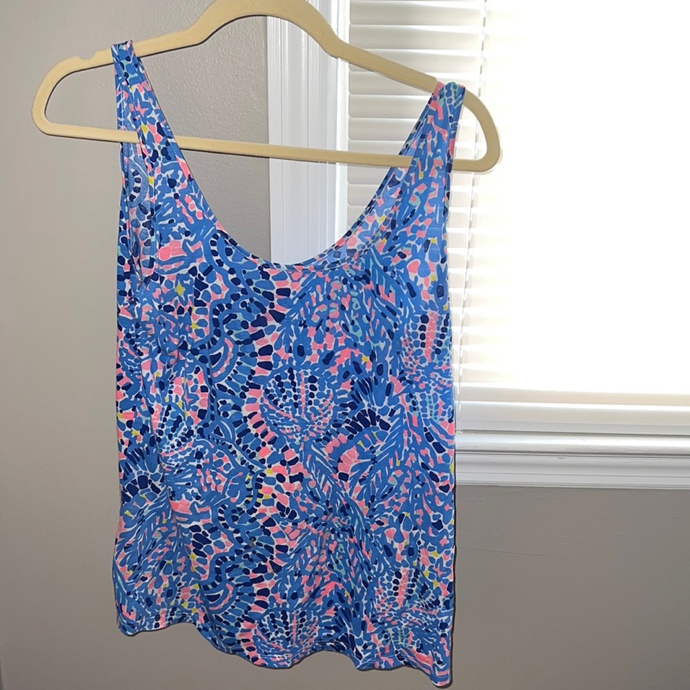 Like new Lilly tank